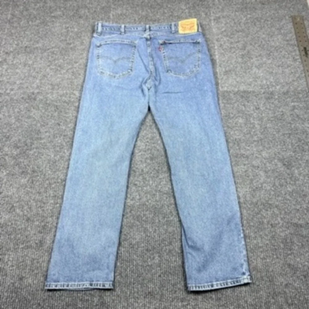 Levis 505 Regular Fit Jeans Mens 38x32/Actual 36
